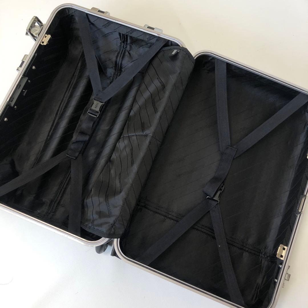 ゼロハリバートン　2輪　スーツケース　31L キャリーケース　機内持ち込み可能