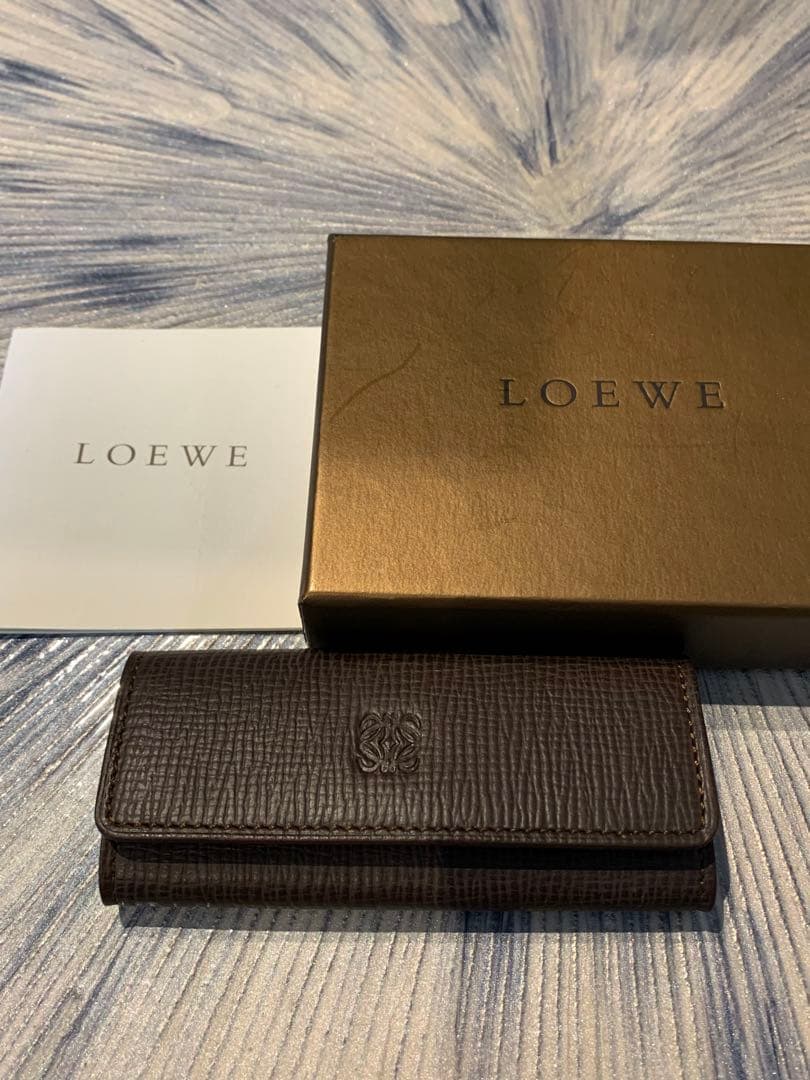 【新品未使用】LOEWE ダークブラウン レザーキーケース