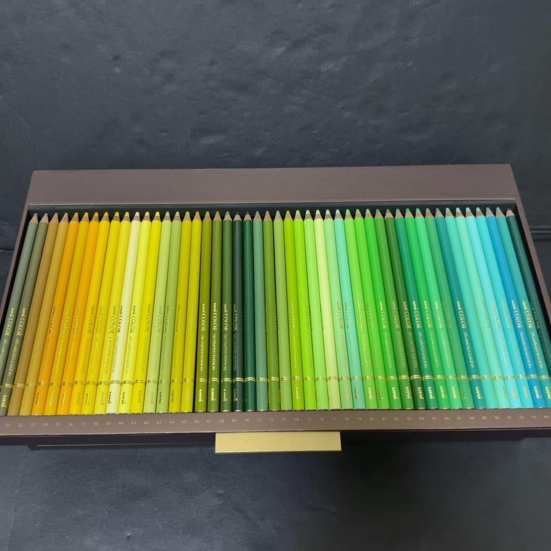 未使用 ユニ50周年記念 uniCOLOR240 LIMITED EDITION