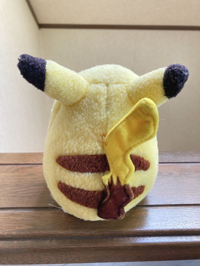 初期　ピカチュウぬいぐるみ　