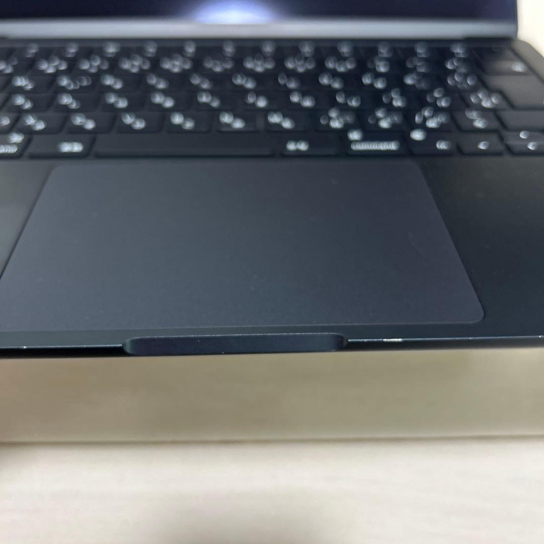 MacBook Air M2 13インチ（Mid 2022）256GB