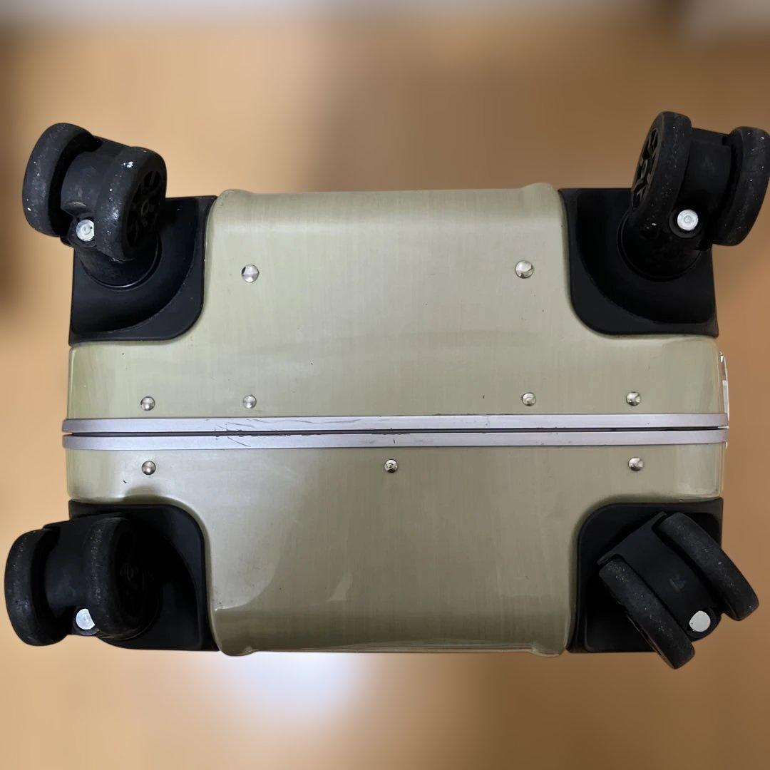 う*ま様 ゼロハリバートン キャリーケース アルミ コーティング 機内 持込 サ