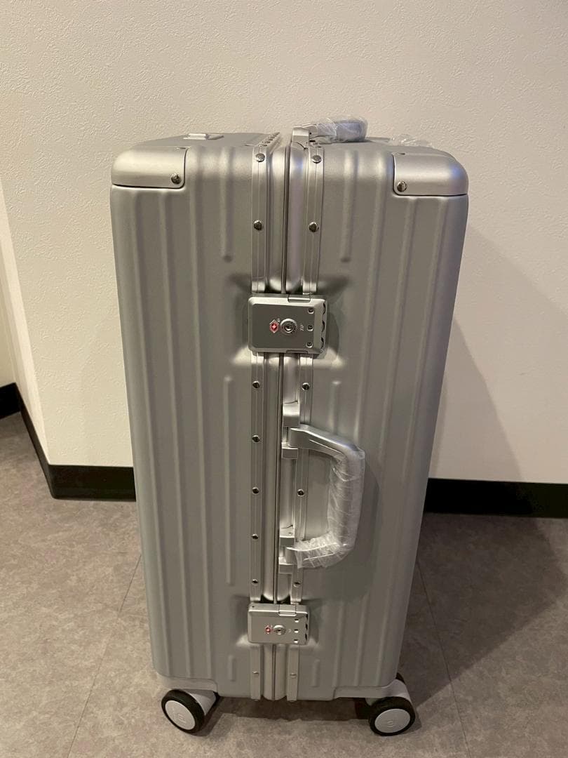 リベティ多機能キャリーケース【マットシルバーМサイズ】30