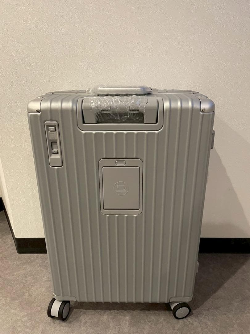 リベティ多機能キャリーケース【マットシルバーМサイズ】30