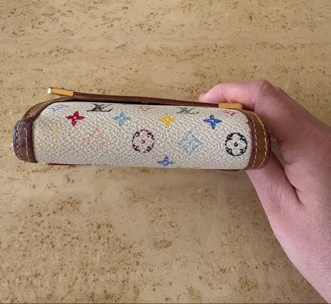 ルイヴィトン マルチカラー ポルトモネビエカルト クレディコンパクト白3折り財布