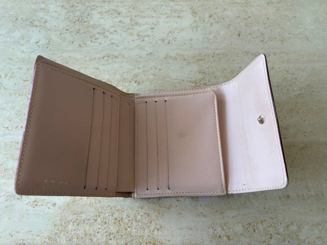 ルイヴィトン マルチカラー ポルトモネビエカルト クレディコンパクト白3折り財布