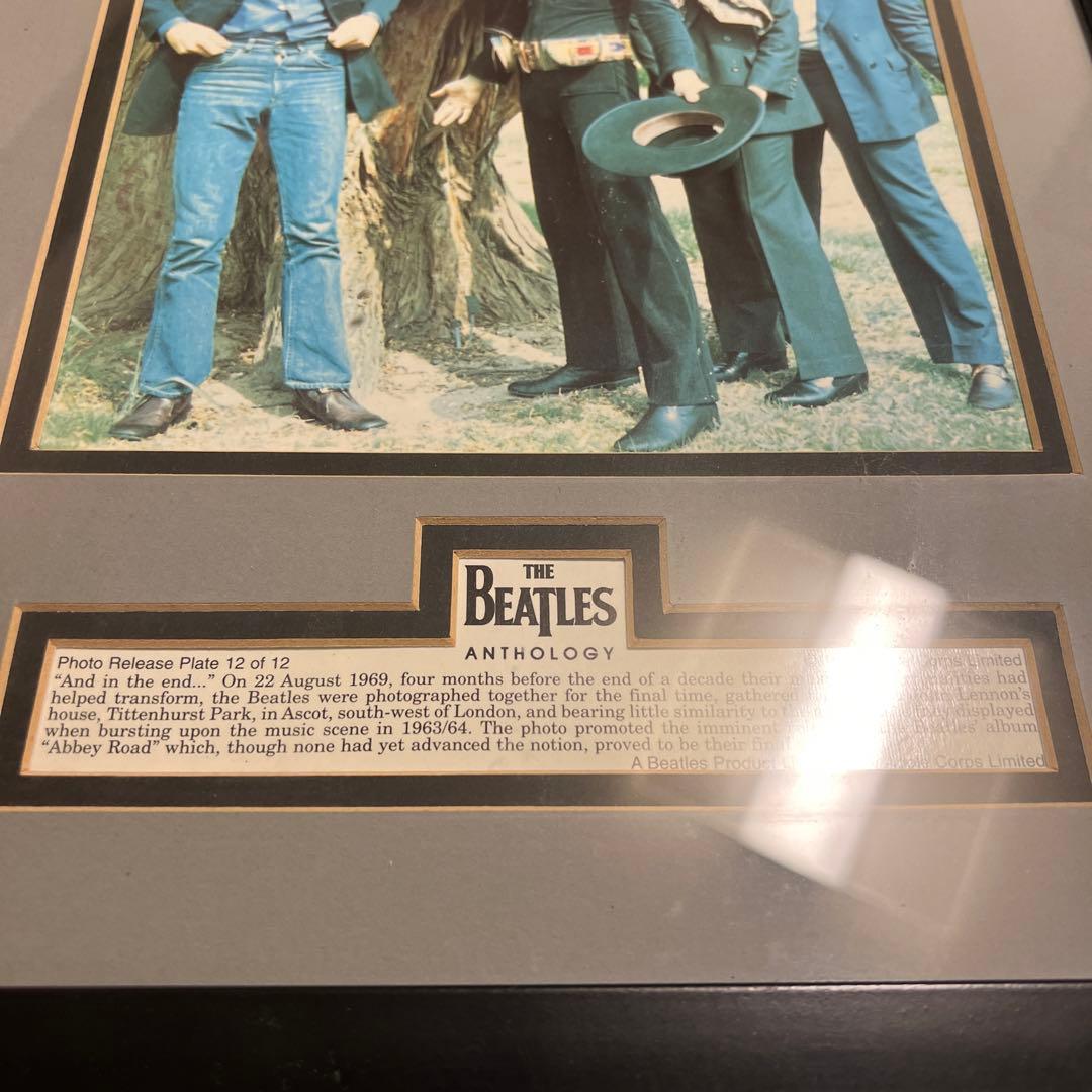 ビートルズ　額縁のポスター