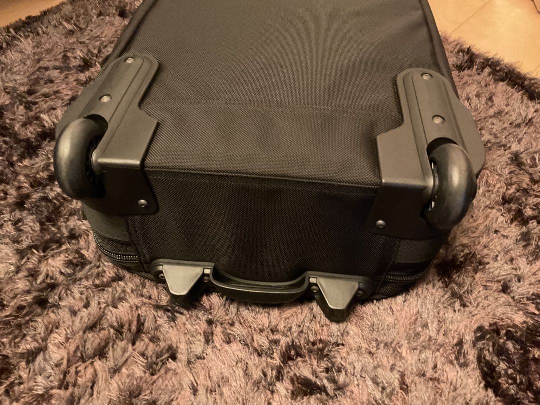 美品　廃盤　ブリーフィング　BRIEFING　CLOUD T4 キャリーケース