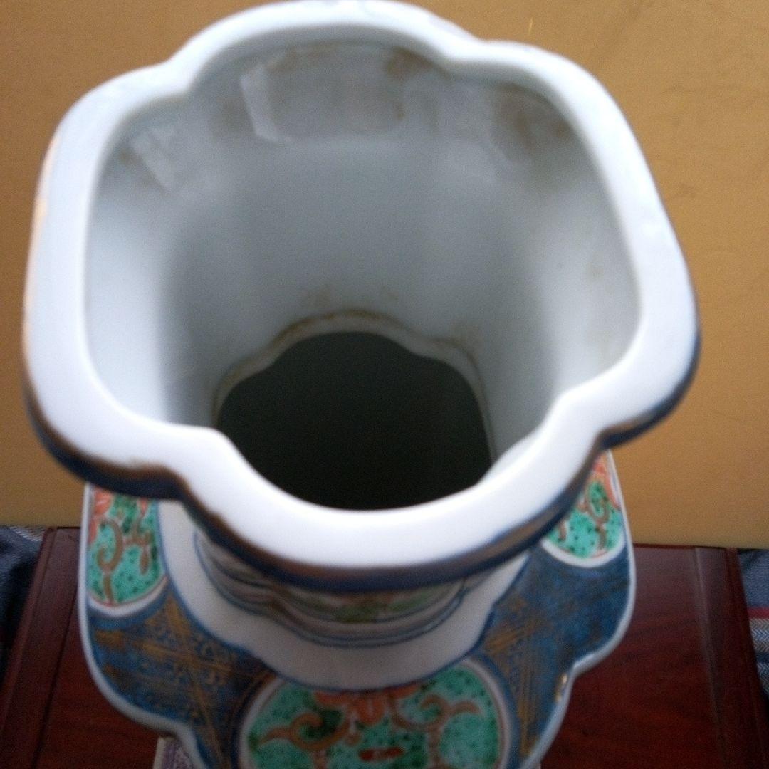 中国美術　粉彩花弁紋　花瓶