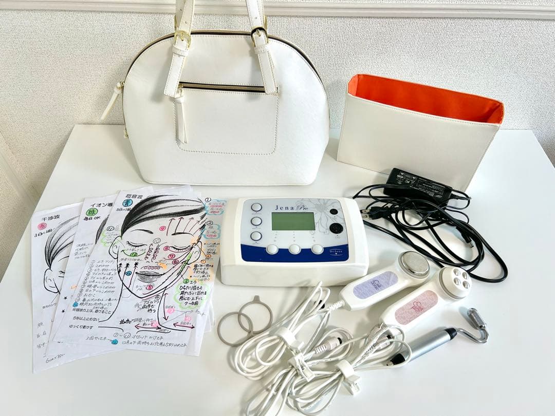 【最終値下げ】Dr.Jena 美顔器(バッグ付き)
