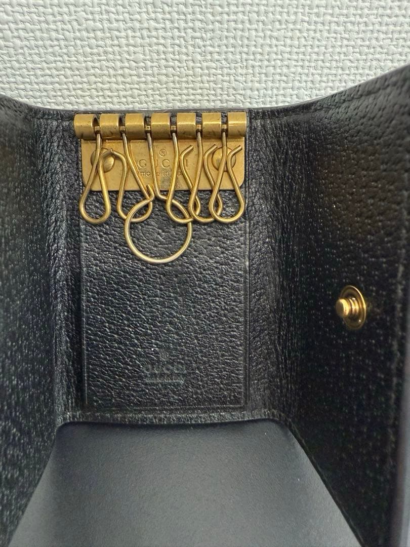 【本日限定セール】GUCCI キーケースビー 蜂 ブラックレザー