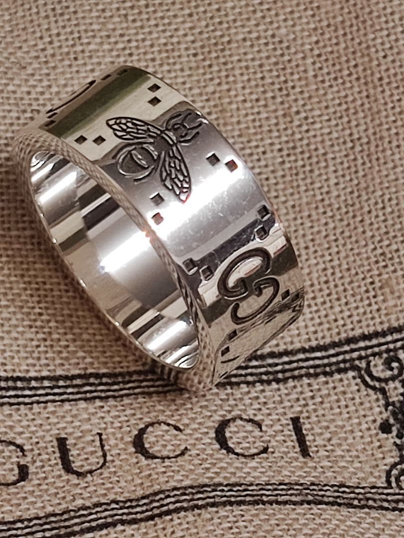 新品 GUCCI グッチ 指輪 シルバー リング GG＆ビー 蜂 23