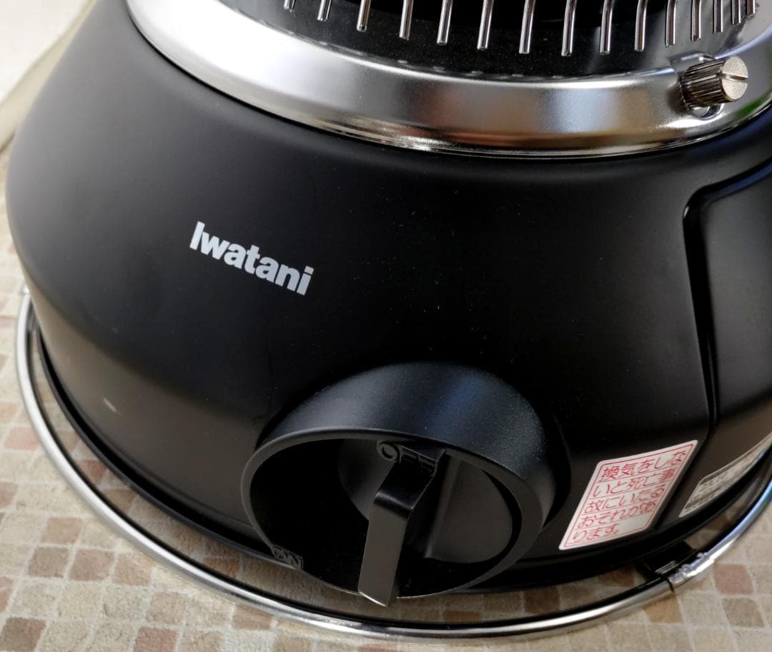 イワタニ カセットガスストーブ マル暖MULTI HEATER　綺麗