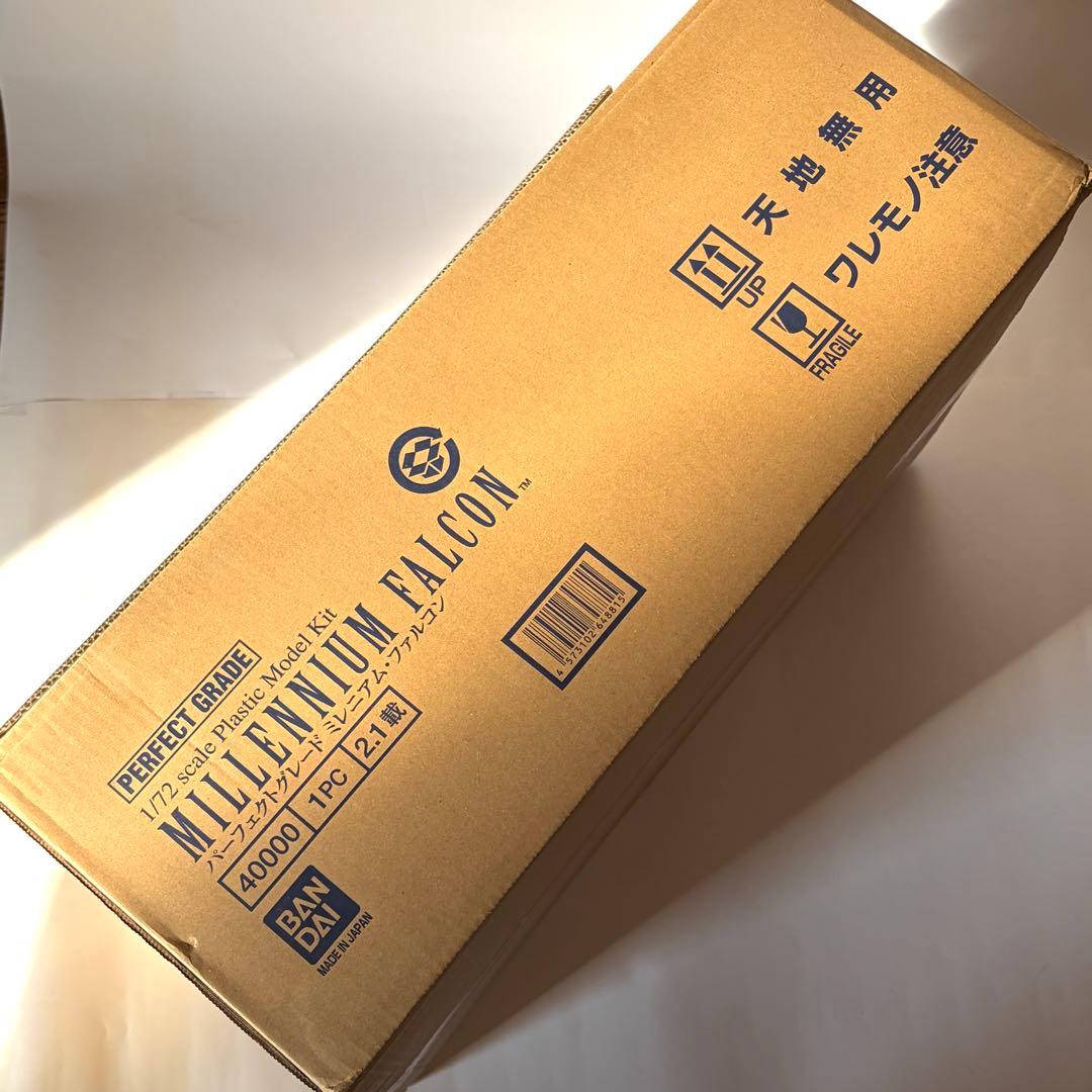 PERFECT GRADE 1/72 ミレニアム・ファルコン