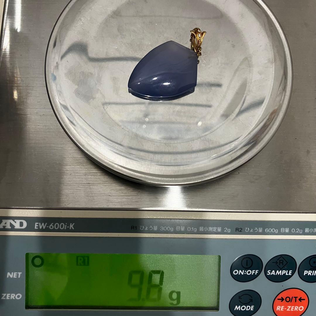 ネックレストップ　ダイヤ