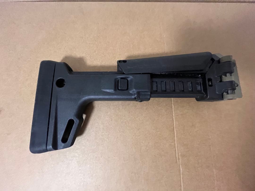 MAGPUL PTS 純正　MASADA フォールディングストック　ツートン