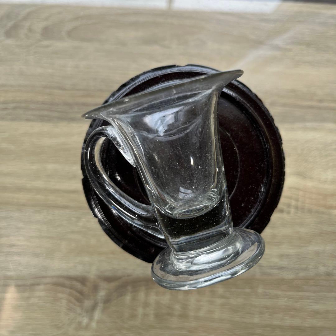 骨董　時代ガラス　ゆらゆら銀色　反り口　アイスクリームコップ　氷コップ　ウラン