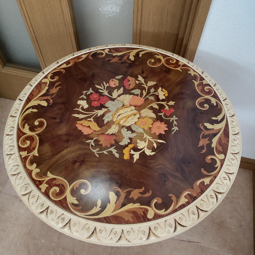 西洋アンティーク風　イタリア　サイドテーブル　組み立てテーブル　うさぎ付箋で保管