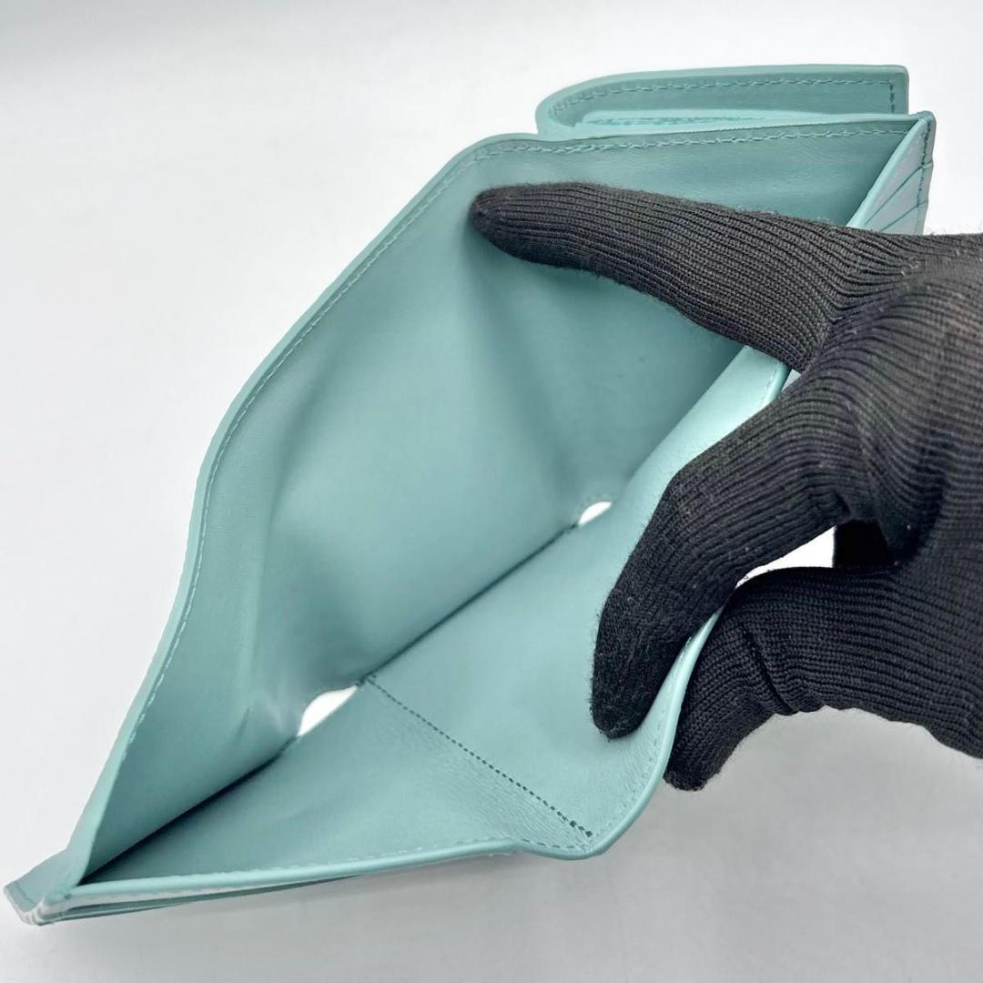 新品同様 完売色 希少 ロエベ 三つ折り財布 アナグラム ブルー コンパクト