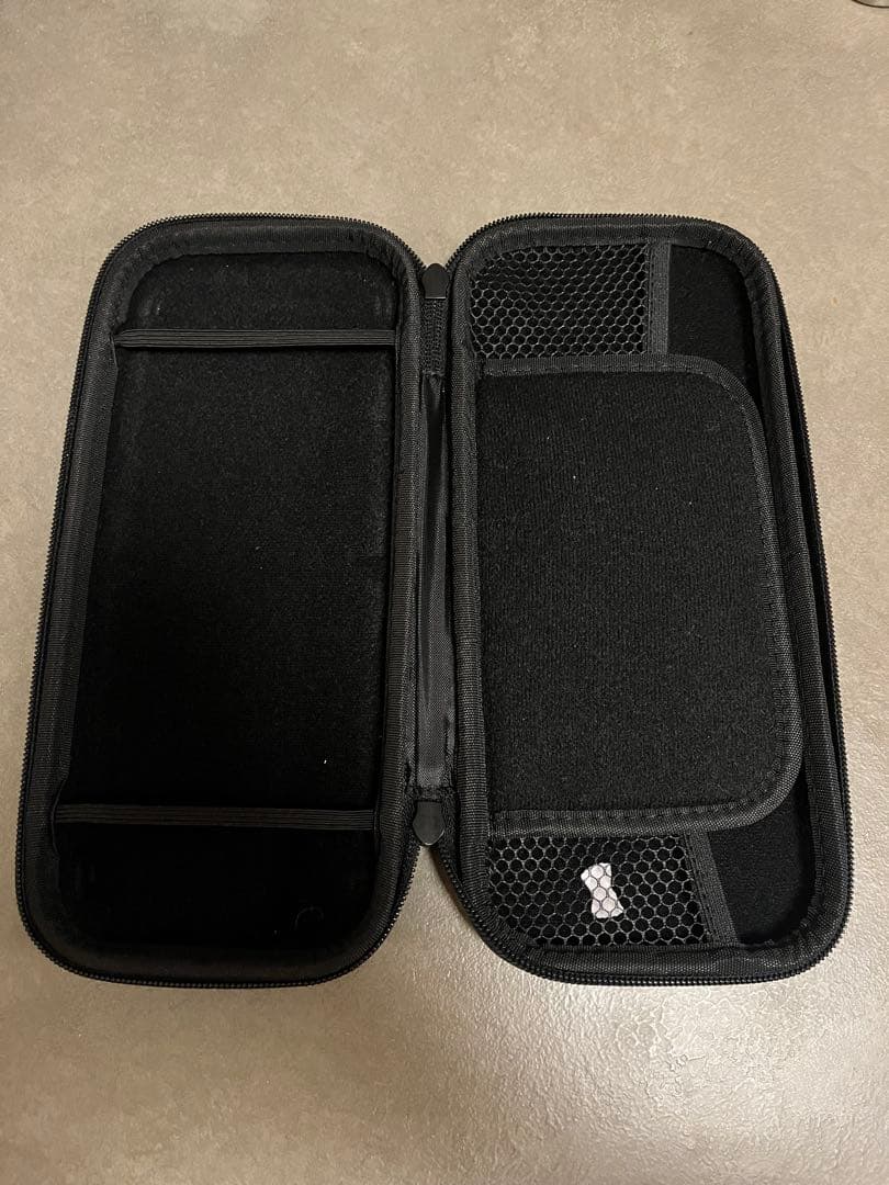 Nintendo Switch 本体+付属品　ブラック　中古　美品