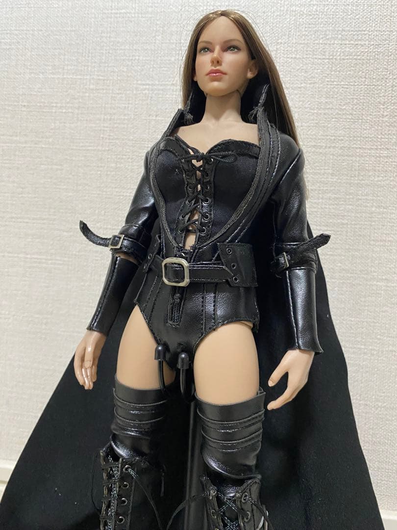 1/6フィギュア ヘッド + 素体 + ボンテージコスチューム セット