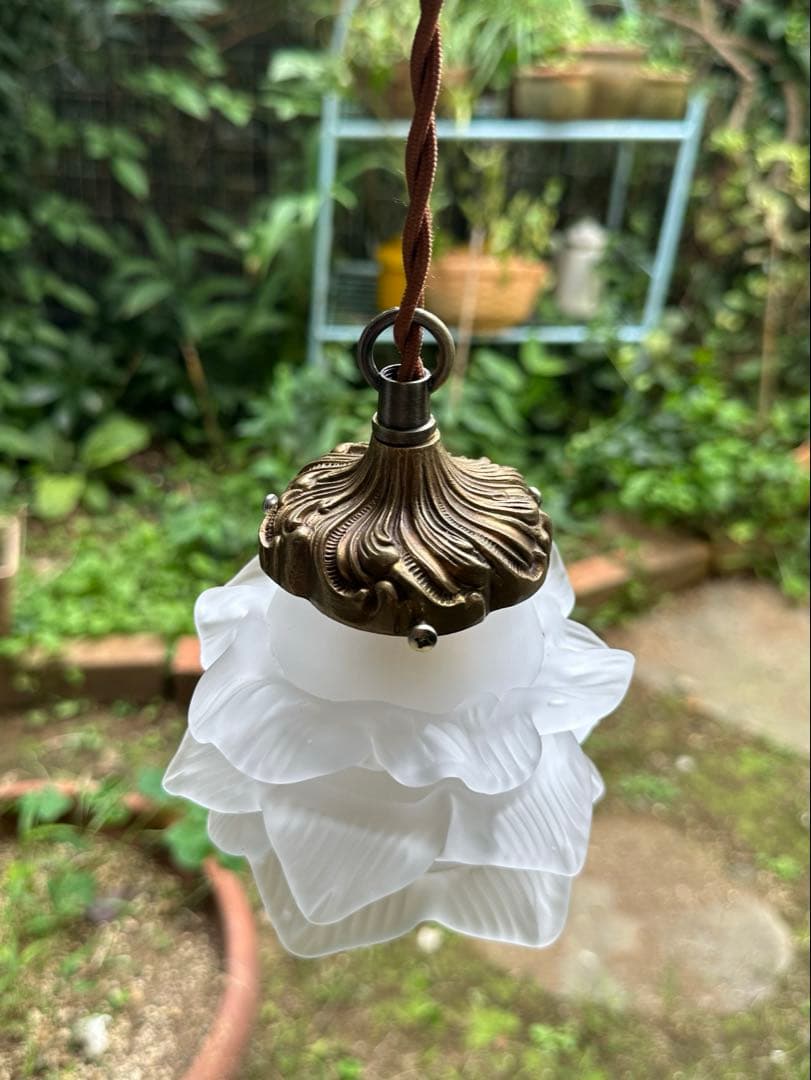 1920年代 フランス アンティーク アプリカシオン 可愛い薔薇のアトリエランプ