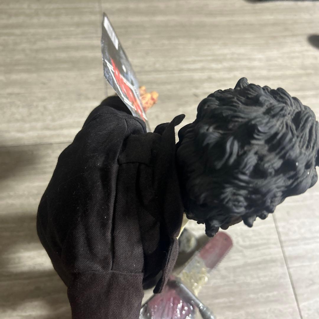 悪魔のいけにえ　レザーフェイス　フィギア　未使用