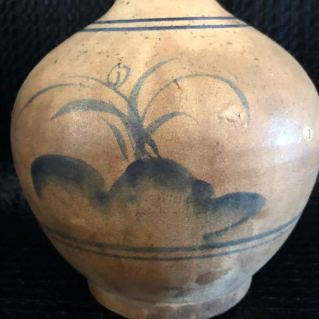 古美術品◼️蔵からかなり古そうな雰囲気の良い大きな古伊万里焼の壺、壷が出てきました