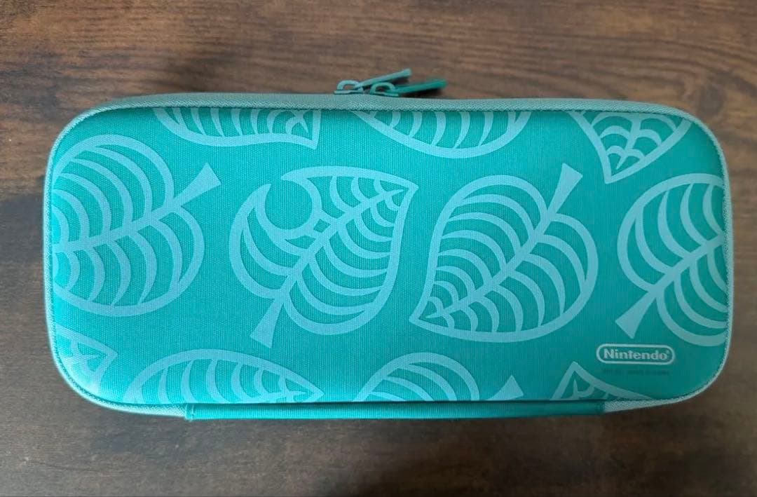 Nintendo Switch　本体　あつまれどうぶつの森　ケース・SDカード付