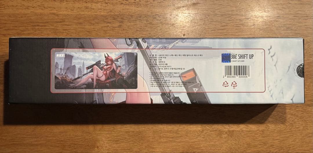 勝利の女神 NIKKE レッドフード デスクマット 韓国