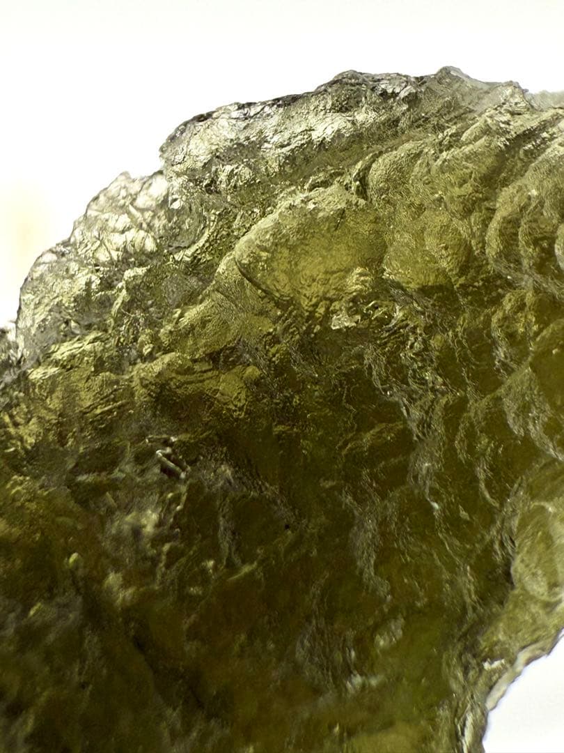 モルダバイト　原石　鉱物標本　天然石　隕石　天然ガラス　リビンググラス