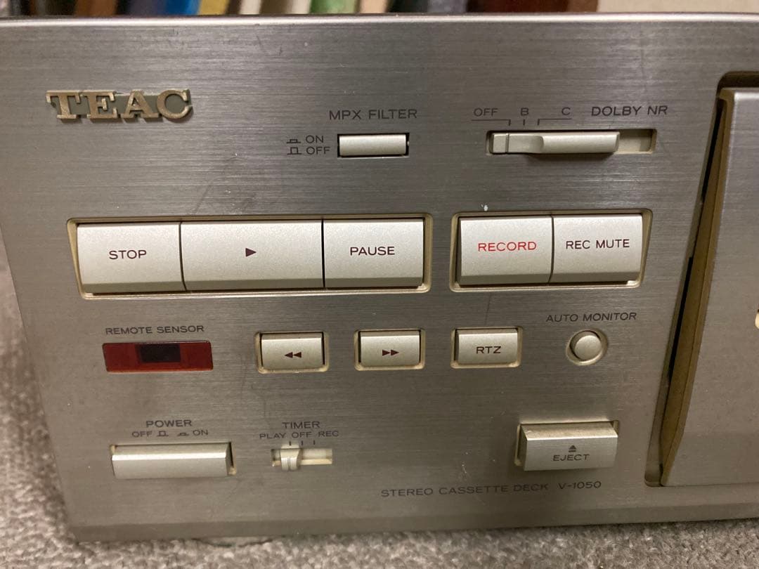 TEAC V-1050 3ヘッド　カセットデッキ