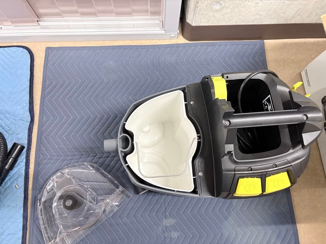 ひろちゃん様KARCHER PUZZI 8/1 リンサークリーナー