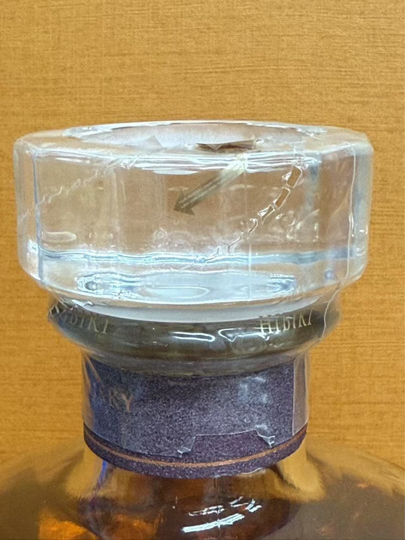 未開栓 サントリ一 響17年 古酒700ml 43% 箱なし