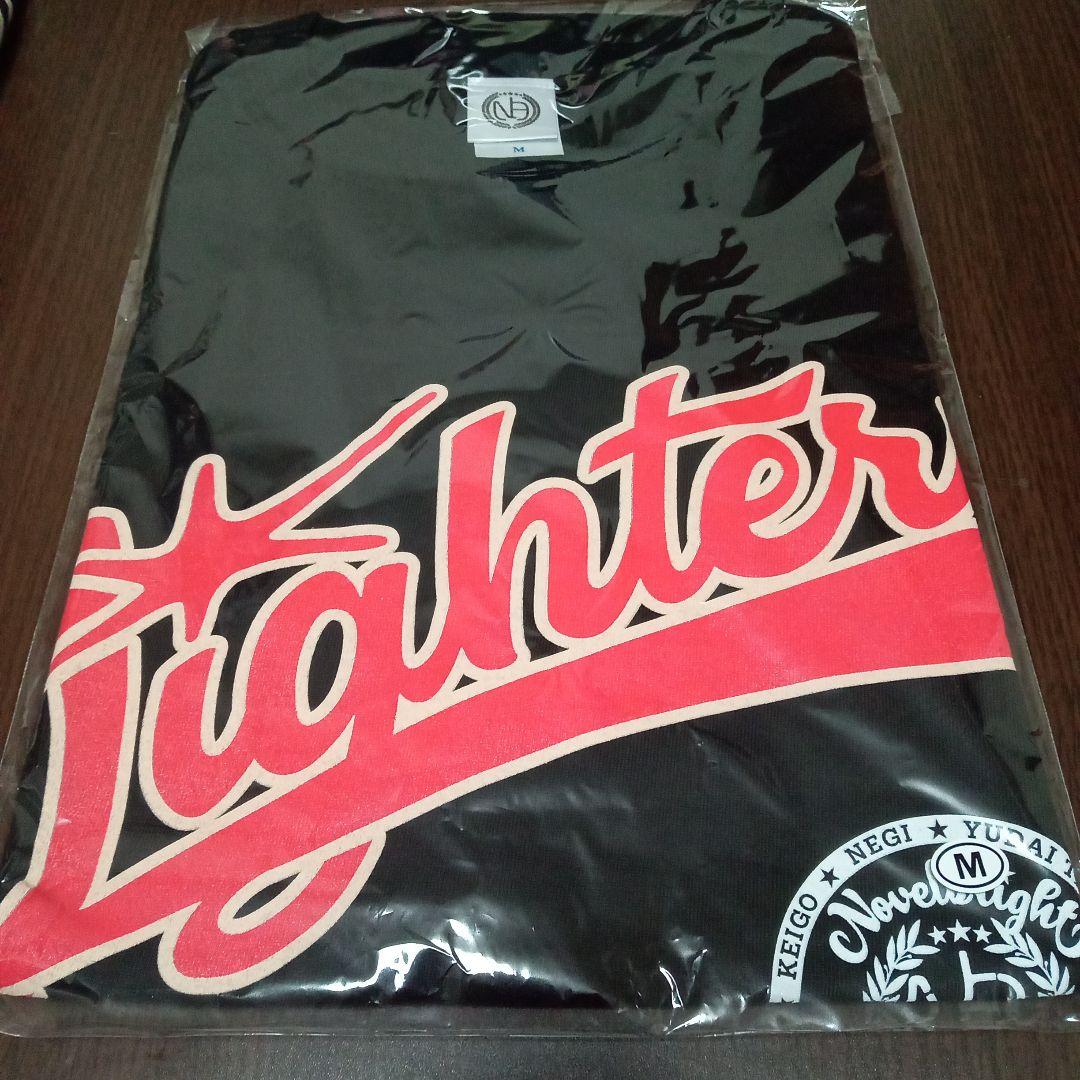 Novelbright Tシャツ