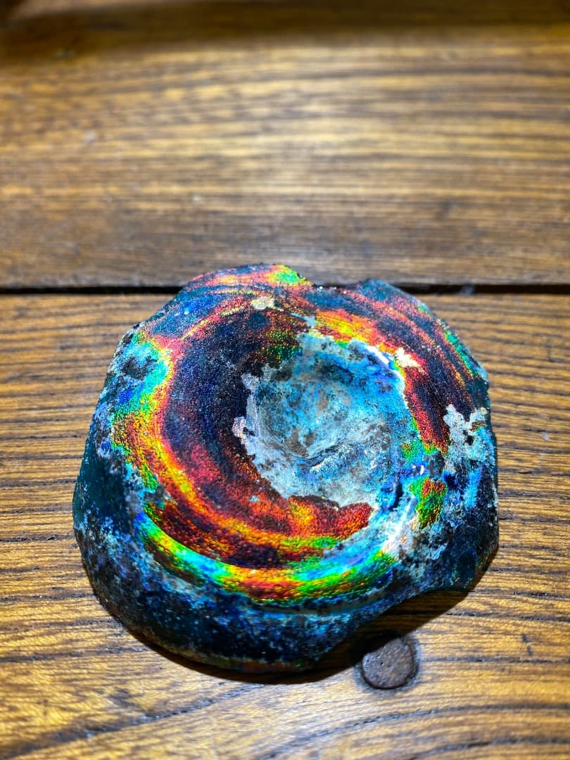 迫力のある銀化のローマングラス破片