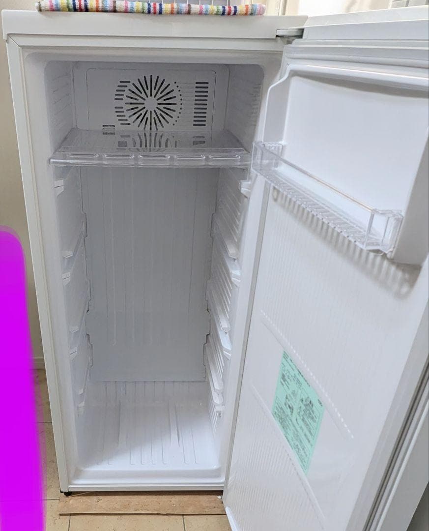 三菱電機【冷凍庫】 MF-U12T-W