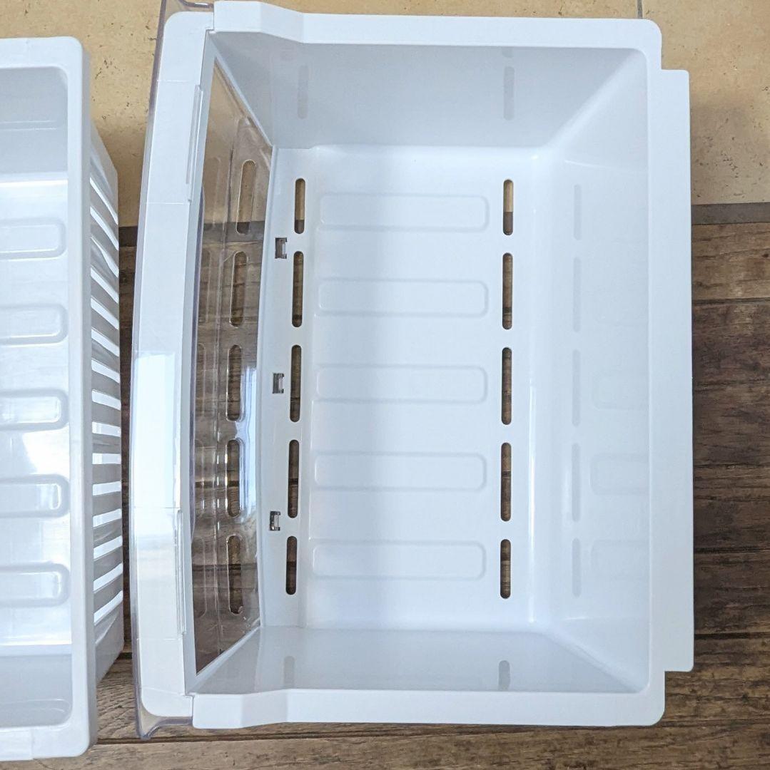 三菱電機【冷凍庫】 MF-U12T-W