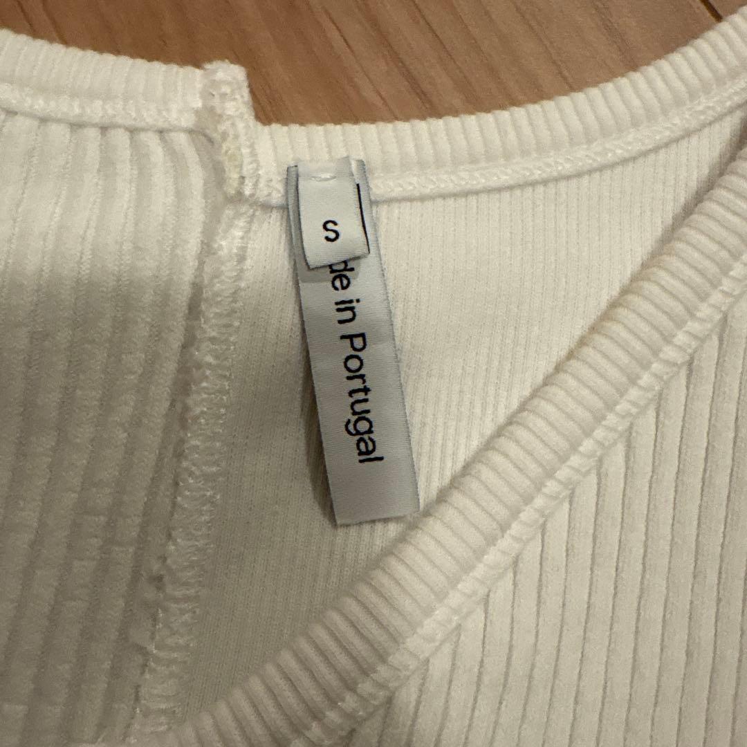 Christina Seewald ホワイト タンクトップ