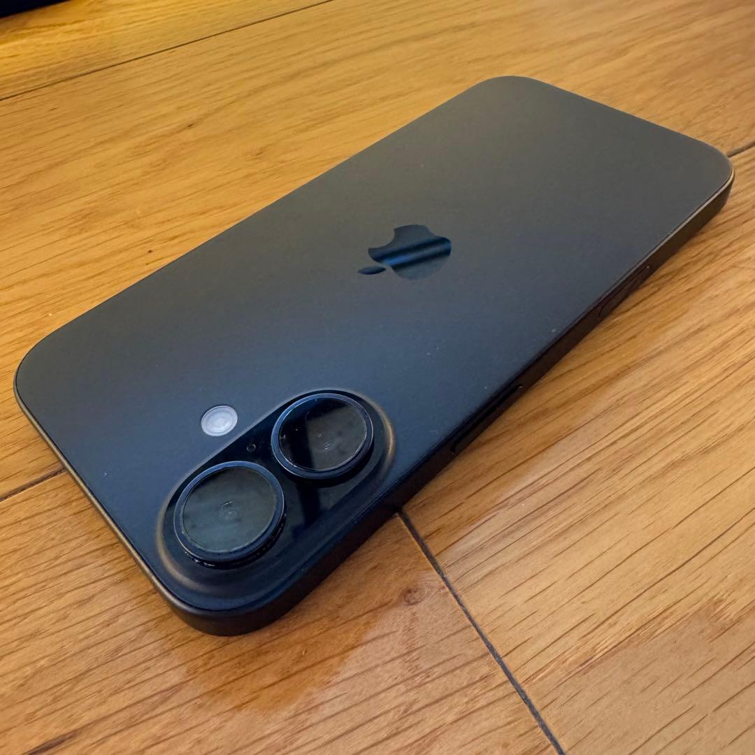 iPhone16 128GB 純正ケース付き ブラック