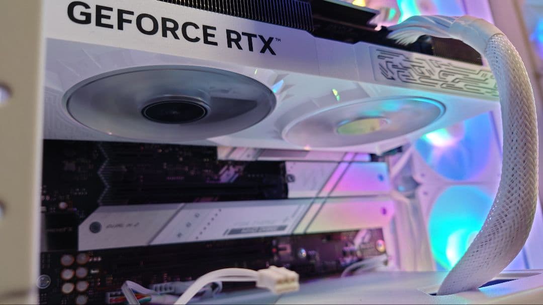 グラフィックボード・グラボ・ビデオカード GALAKURO GeForce RTX 5070 12GB