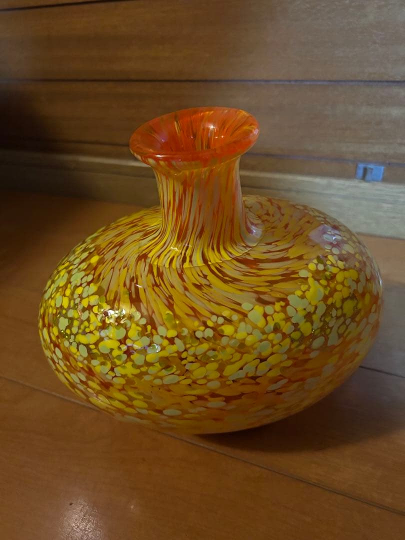 津軽びいどろ　大川薫工房　花瓶