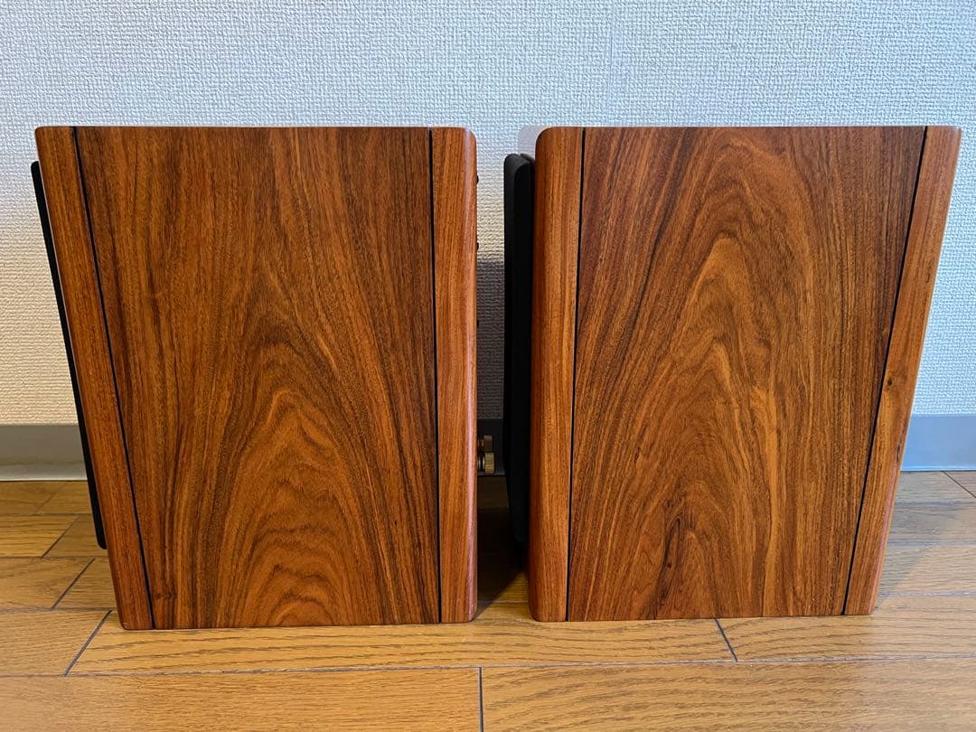 Vienna Acoustics S-1 ウィーンアコースティックス スピーカー