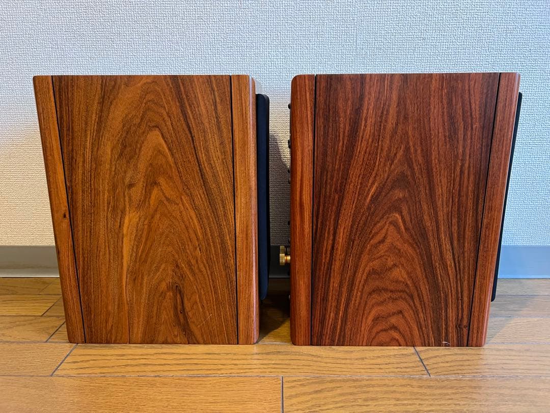 Vienna Acoustics S-1 ウィーンアコースティックス スピーカー