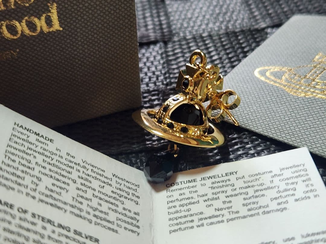 セット　片耳のみあり