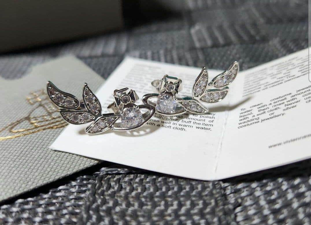 セット　片耳のみあり