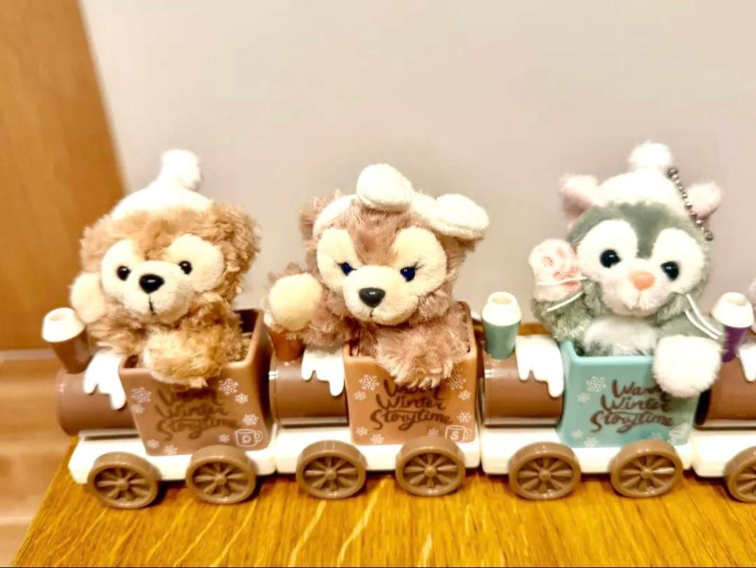 新品タグ付き　ウォームウィンターストーリータイム　　ぬいぐるみチャーム　全種