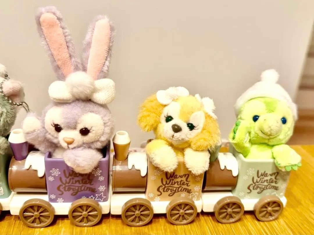 新品タグ付き　ウォームウィンターストーリータイム　　ぬいぐるみチャーム　全種