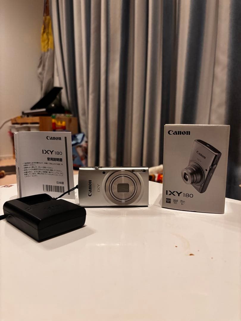 ジャンク　Canon IXY 180 コンデジ