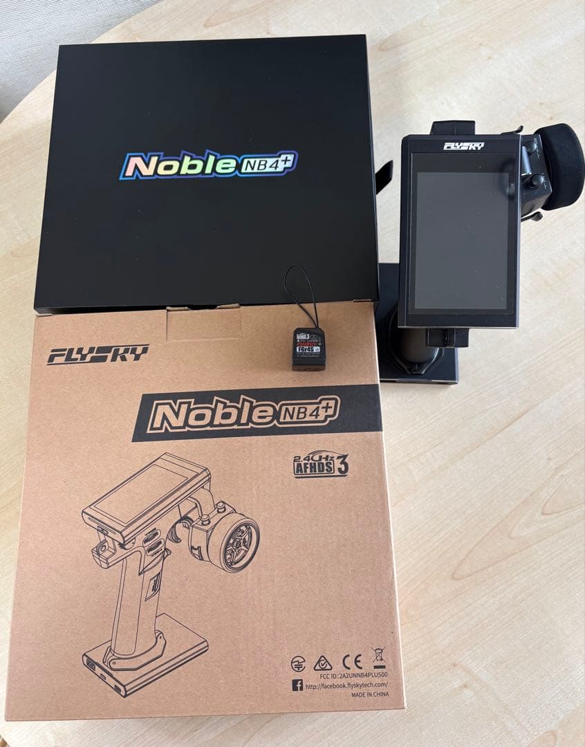 FLYKY Noble NB4+ 送信機 本体　受信機3個付